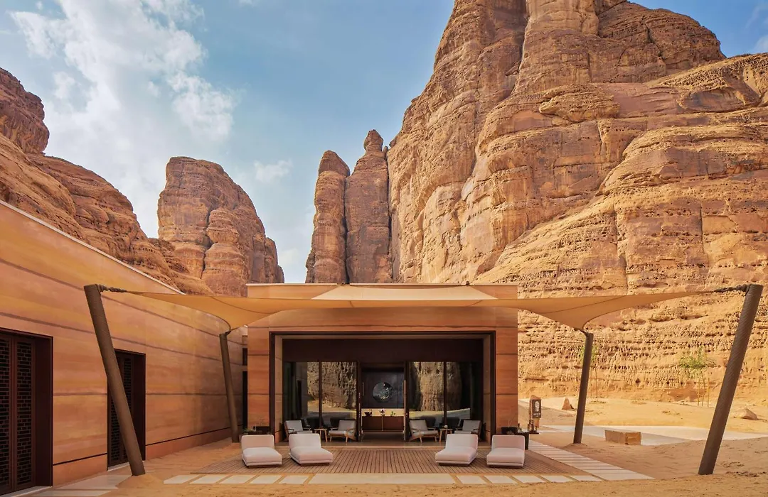 Banyan Tree Alula-1