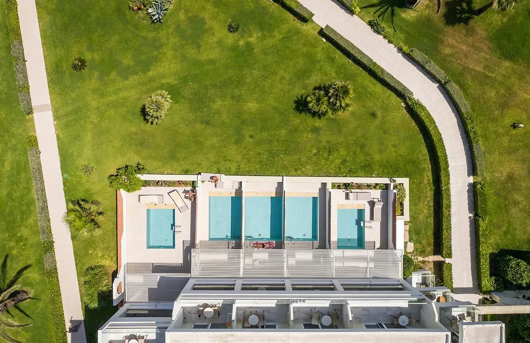 Vantaris Palace-1
