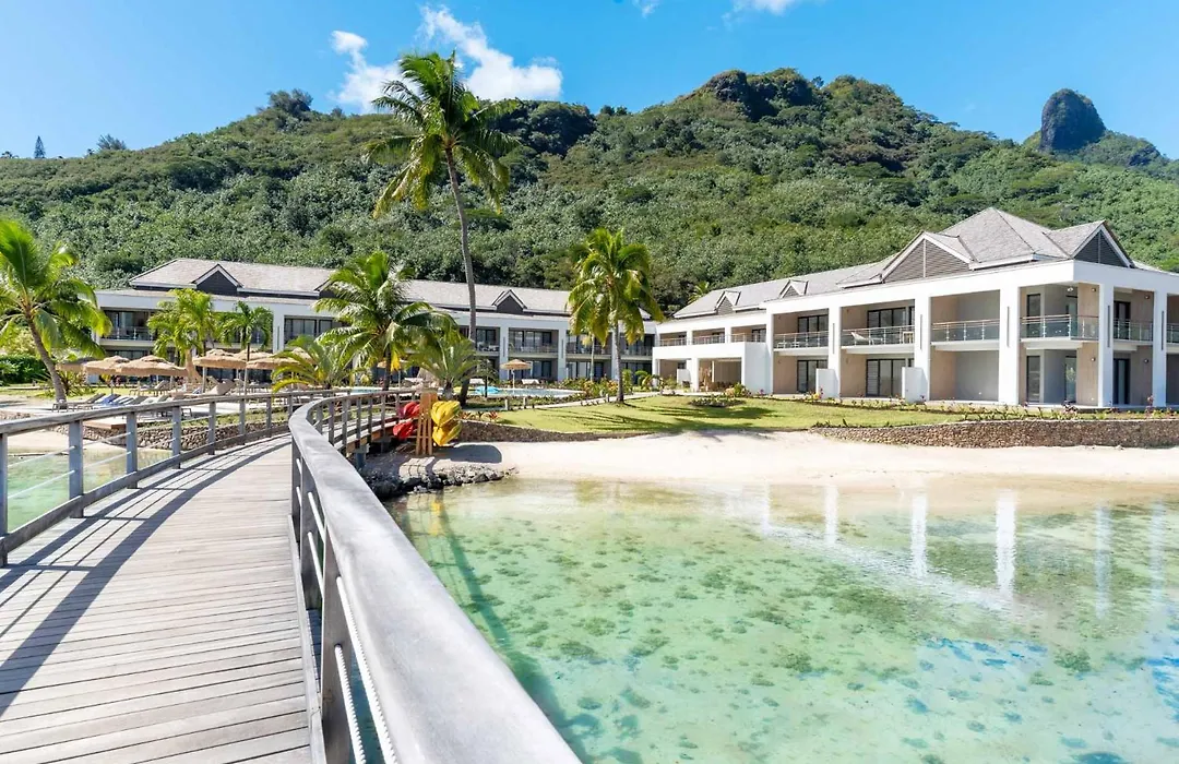 Cook'S Bay Hotel & Suites-1