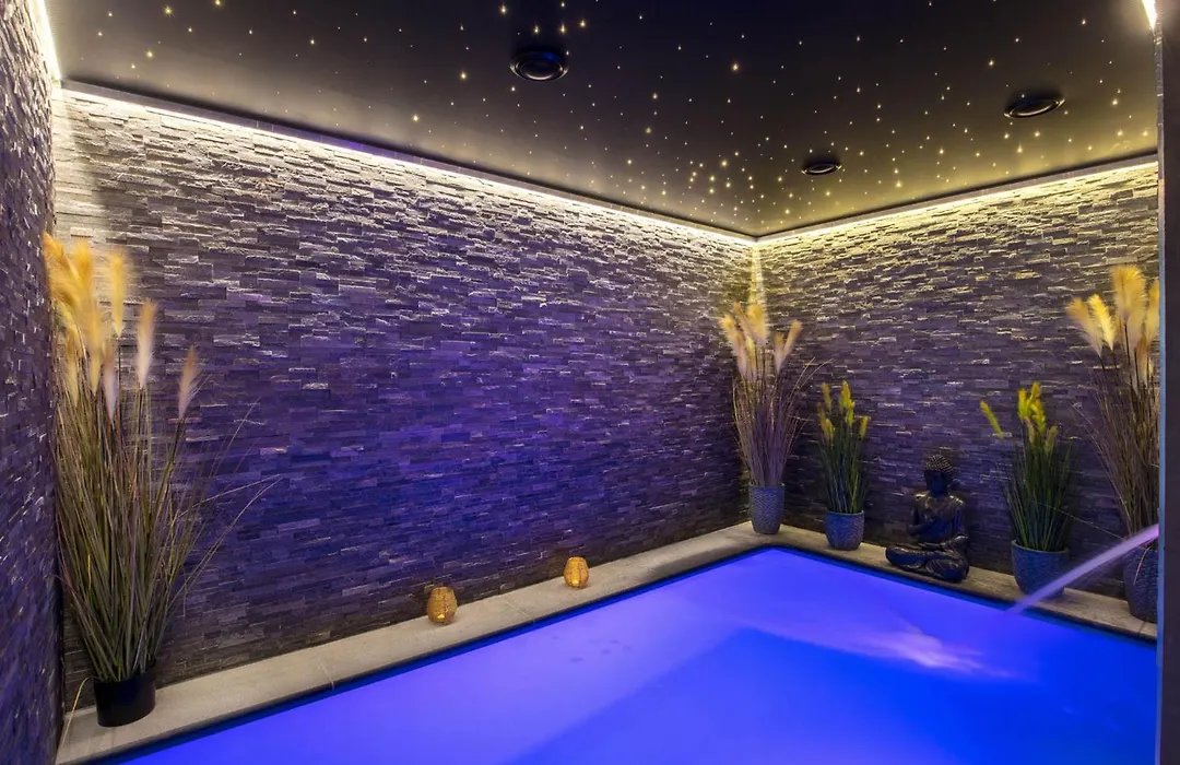 Le Clos des Thermes Suites de Luxe avec wellness privatif-1