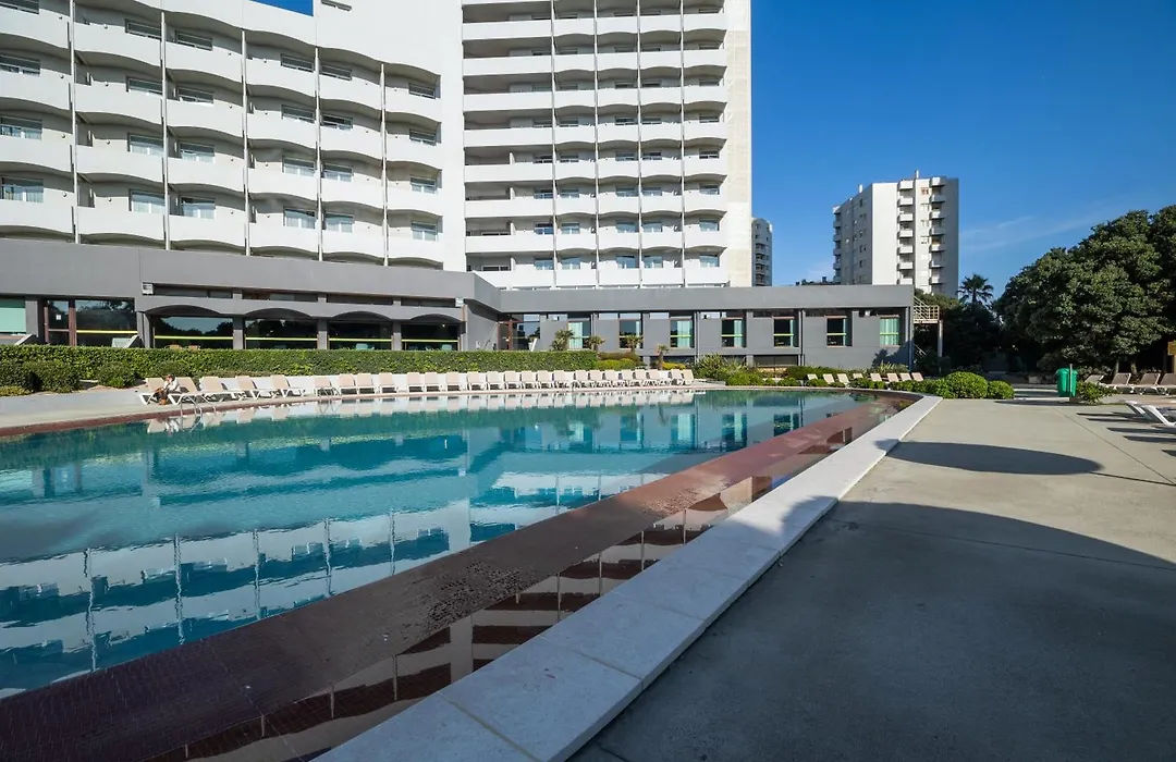 Axis Vermar Conference&Beach Hotel-1