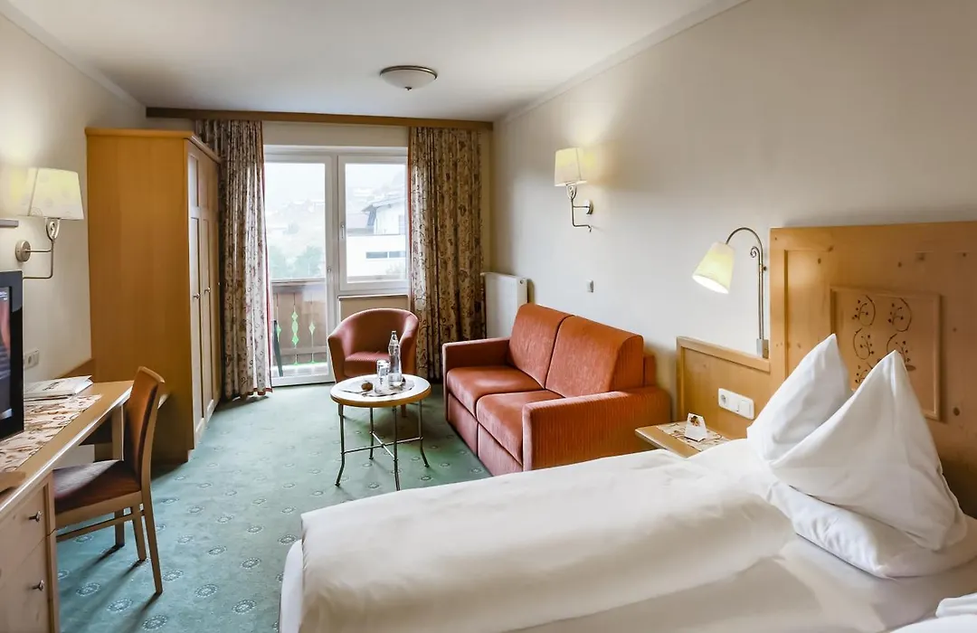 Hotel Post Abtenau-1