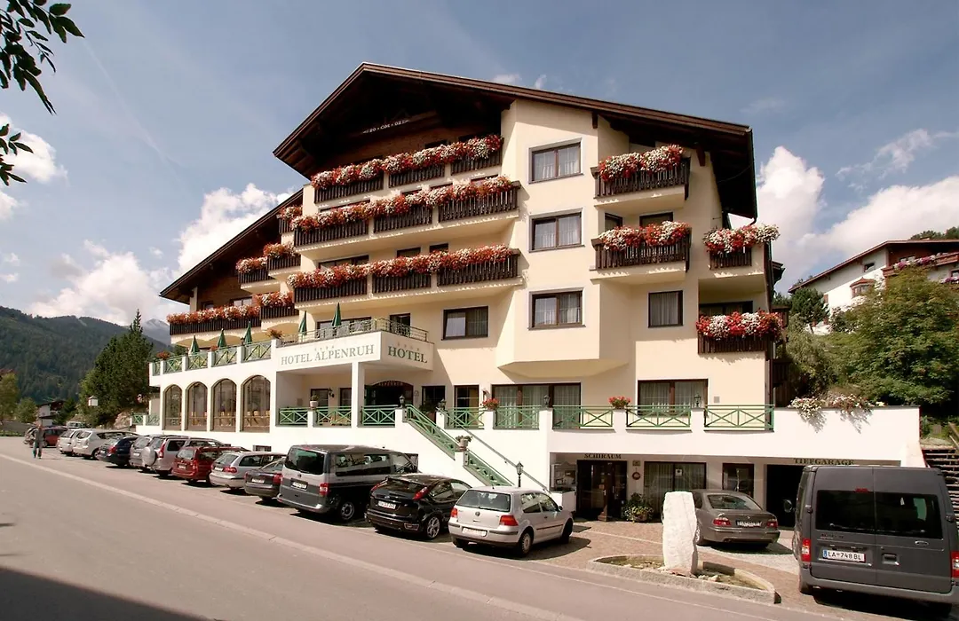 Hotel Alpenruh-Micheluzzi-1