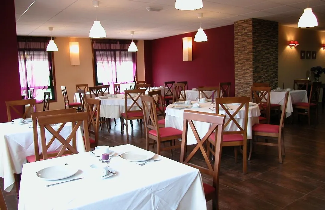 Hotel Cachada-1