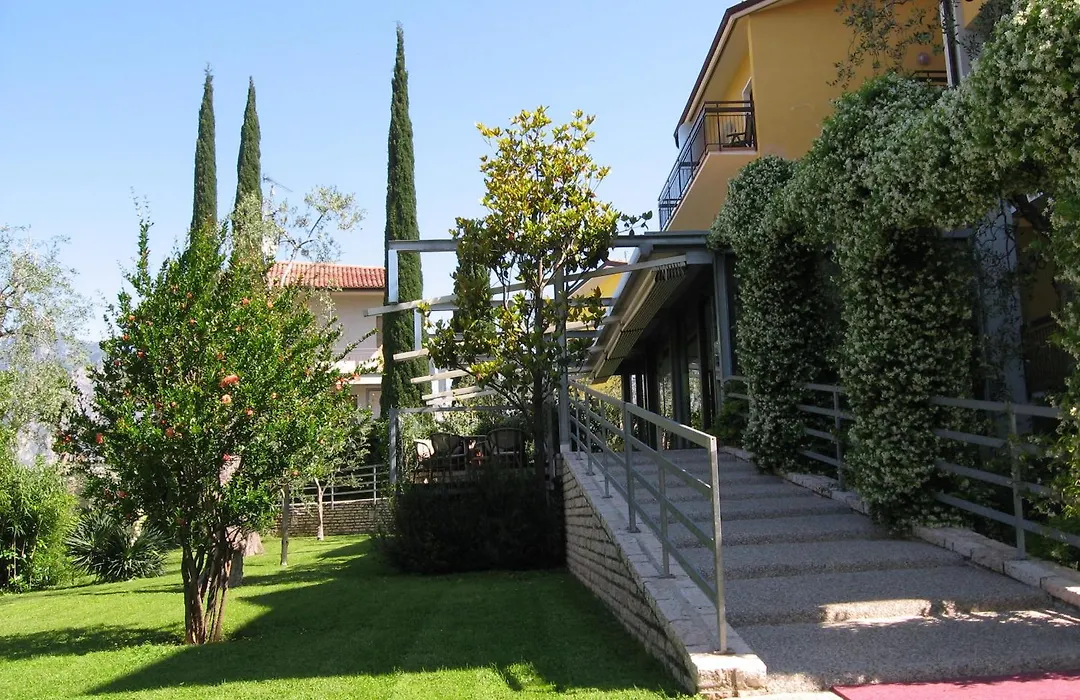 Hotel Catullo-1