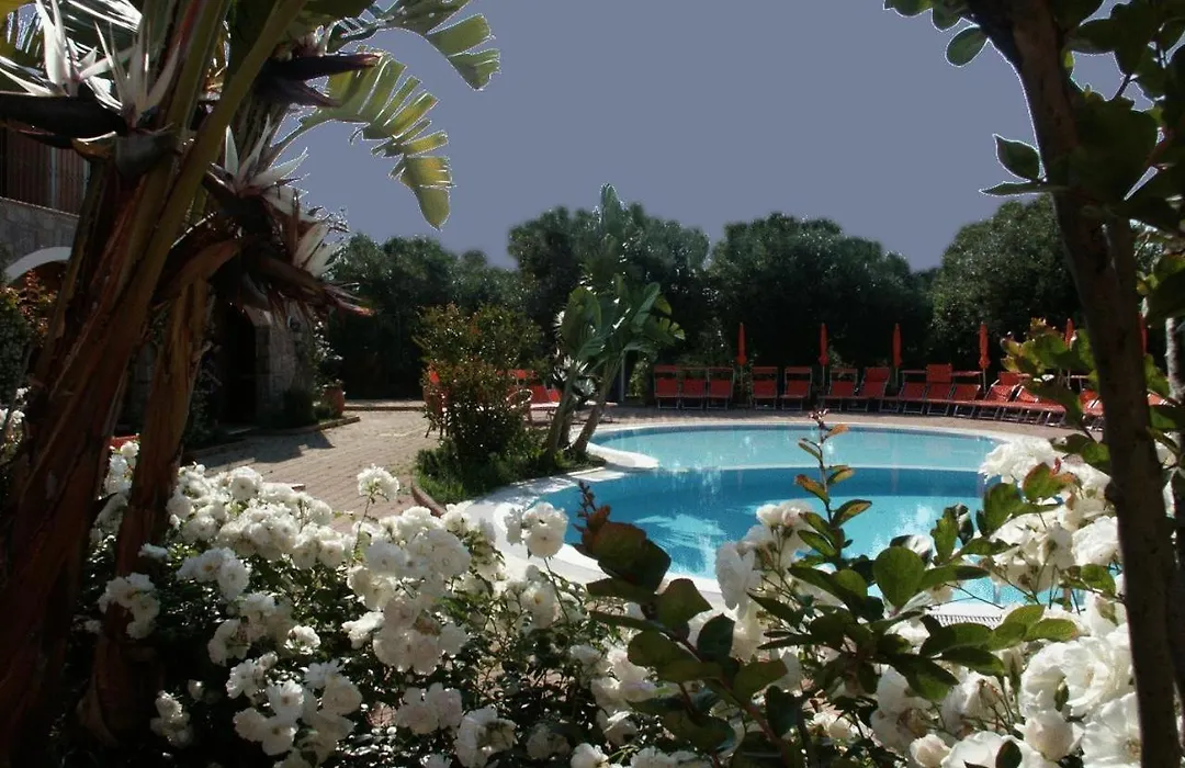 Residence Baia Infreschi-1