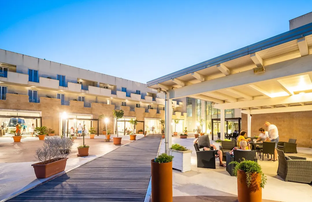 Capo Peloro Hotel (Adults Only)-1