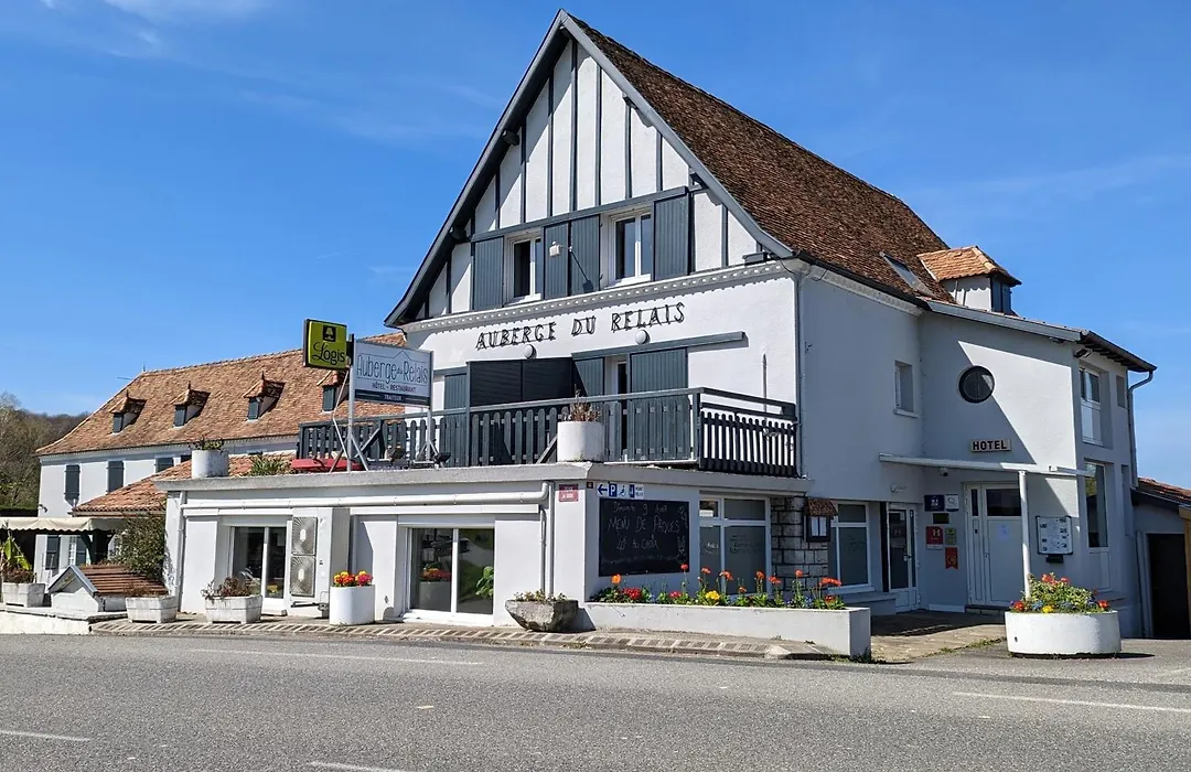 Logis Auberge du Relais - Hôtel&Restaurant-1