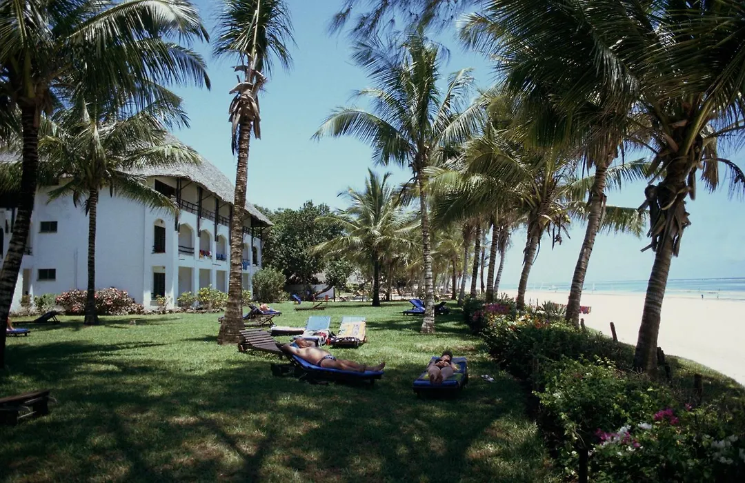 Papillon Lagoon Reef Hotel-1