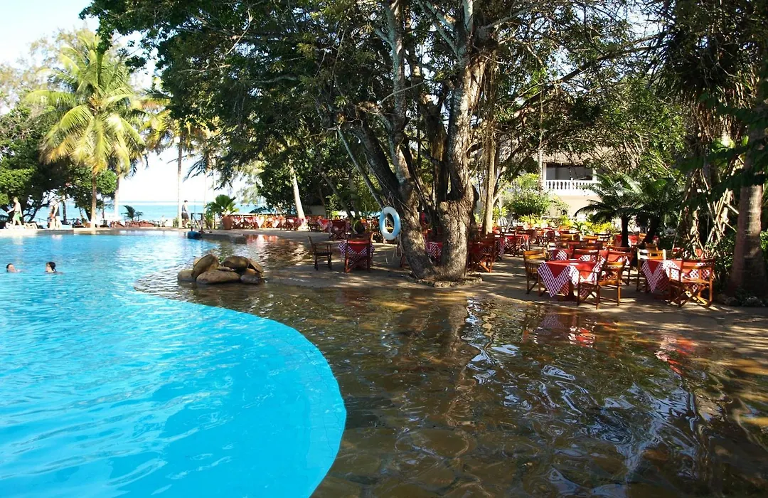Papillon Lagoon Reef Hotel-1