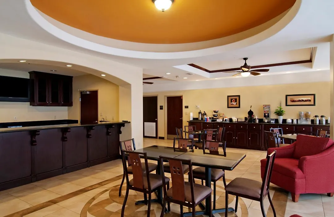 Super 8 By Wyndham Hidalgo At La Plaza Mall & Mcallen Airport-1