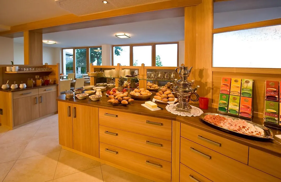 Hotel-Garni Ehrenfels-1