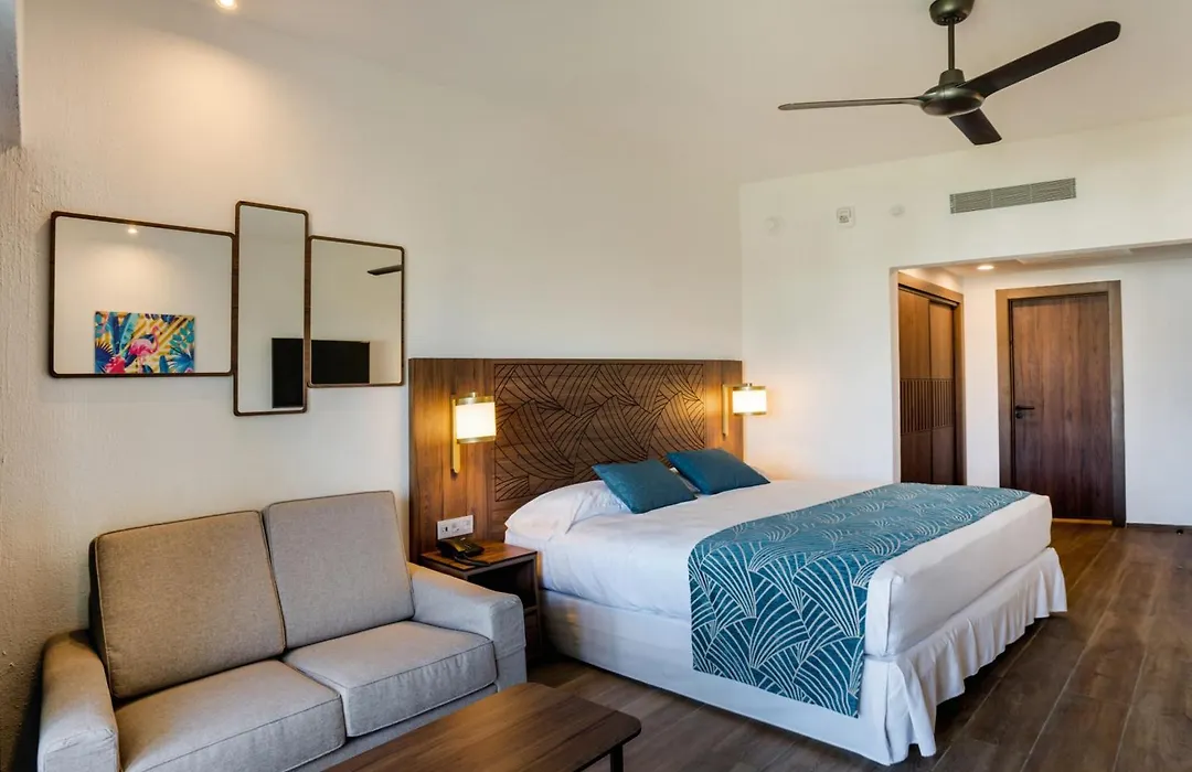 Riu Vallarta-1