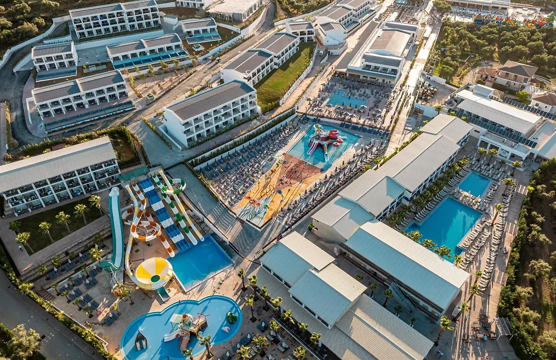 Caretta Paradise Resort & Waterpark-1