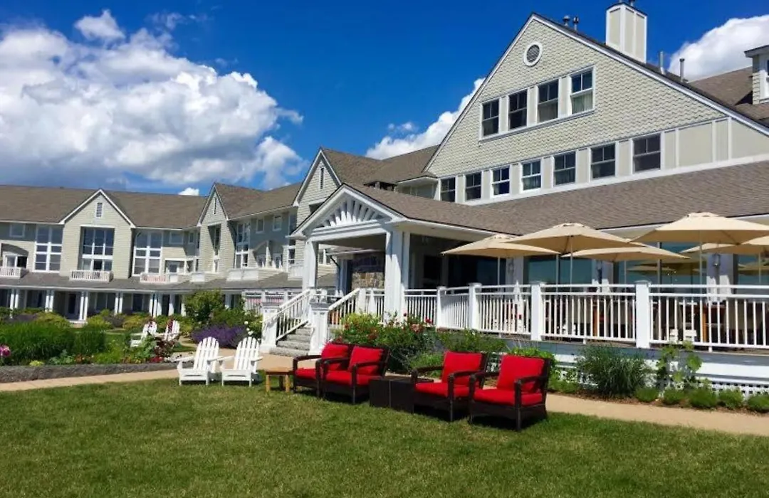 Inn By The Sea-1