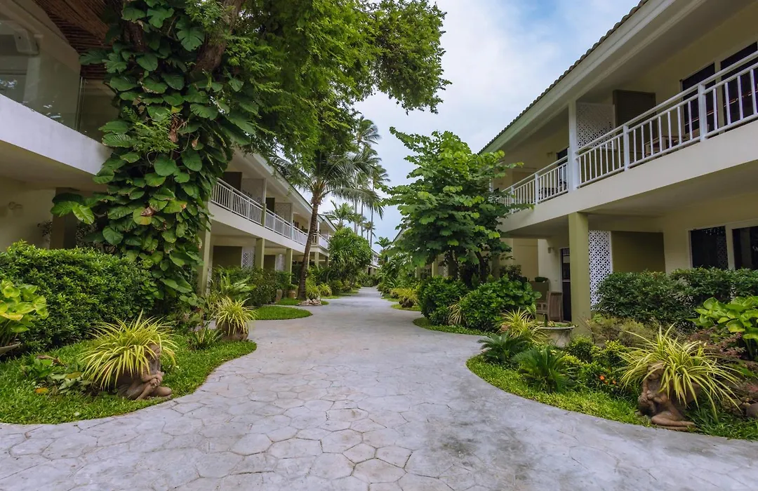 Ark Bar Beach Resort-1