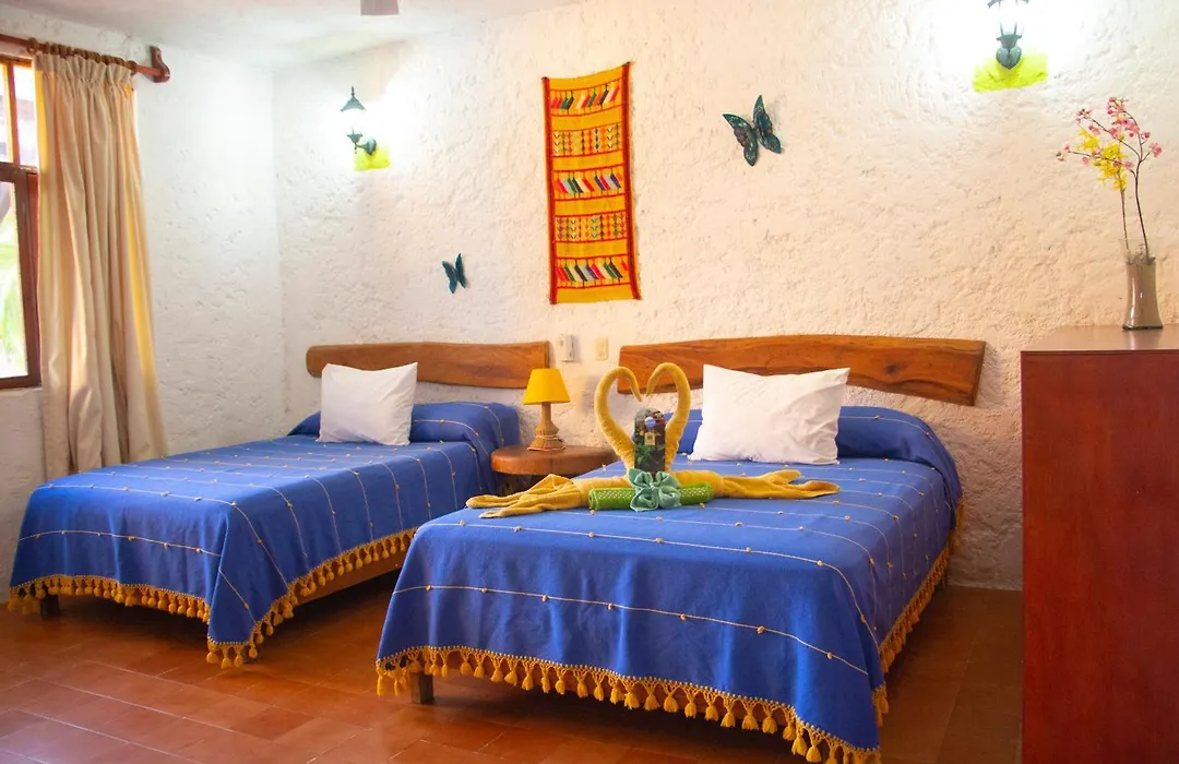 Hotel La Cabaña-1
