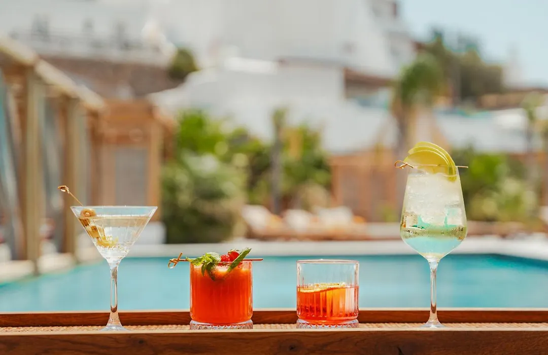 Branco Mykonos-1
