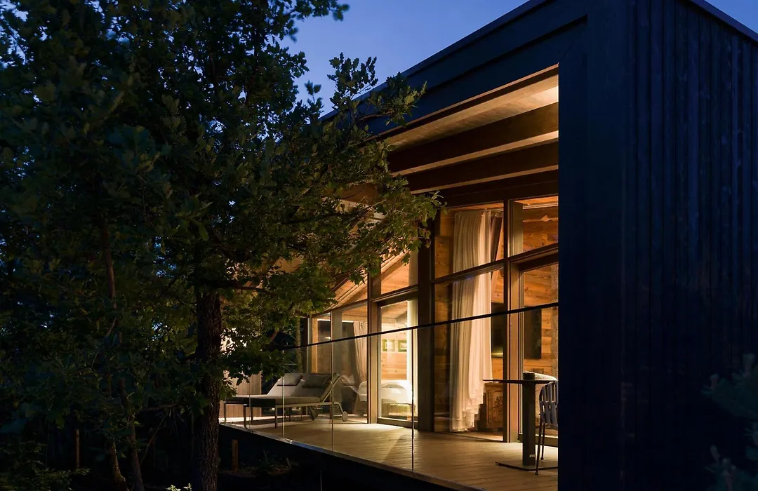 Manna Resort-1