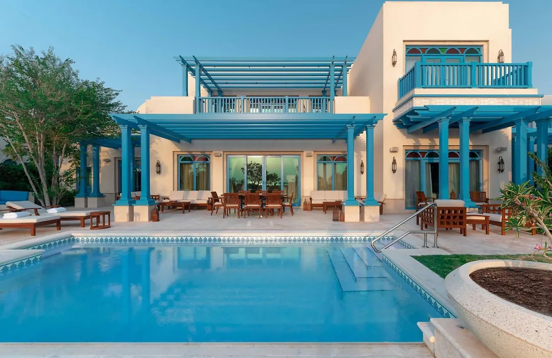 Hilton Salwa Beach Resort And Villas-1
