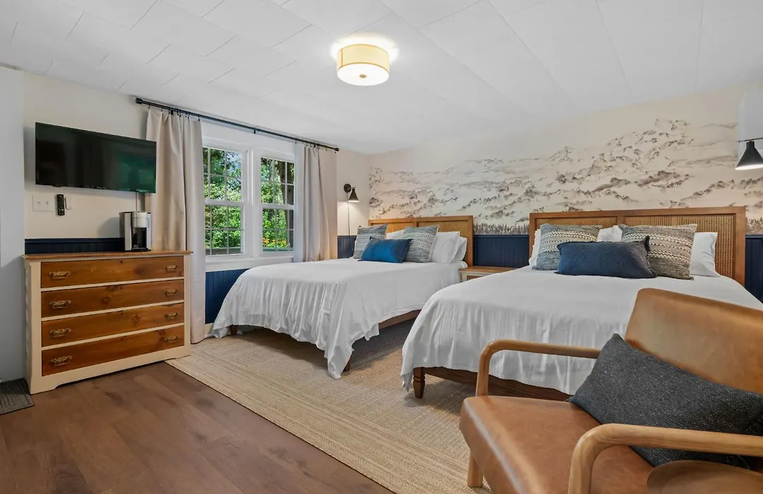 The Aurora Inn & Cottages-1