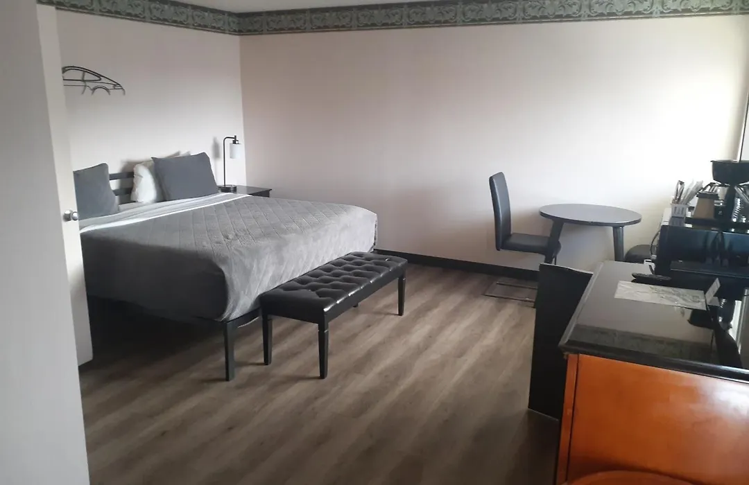 Coast Riders Inn-1