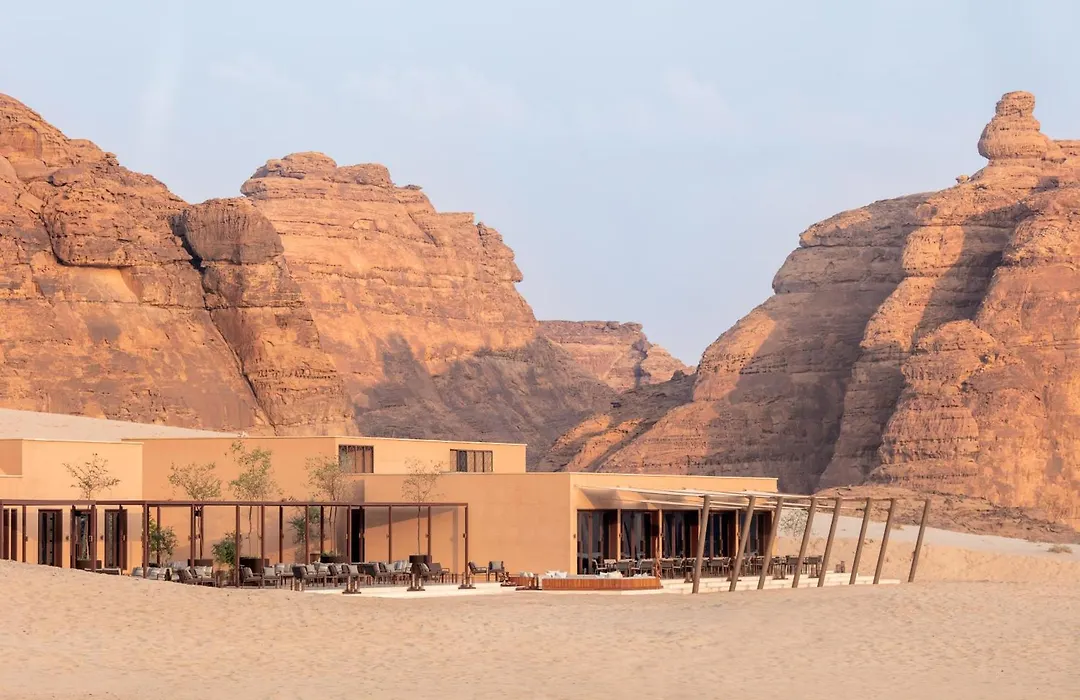 Banyan Tree Alula-1