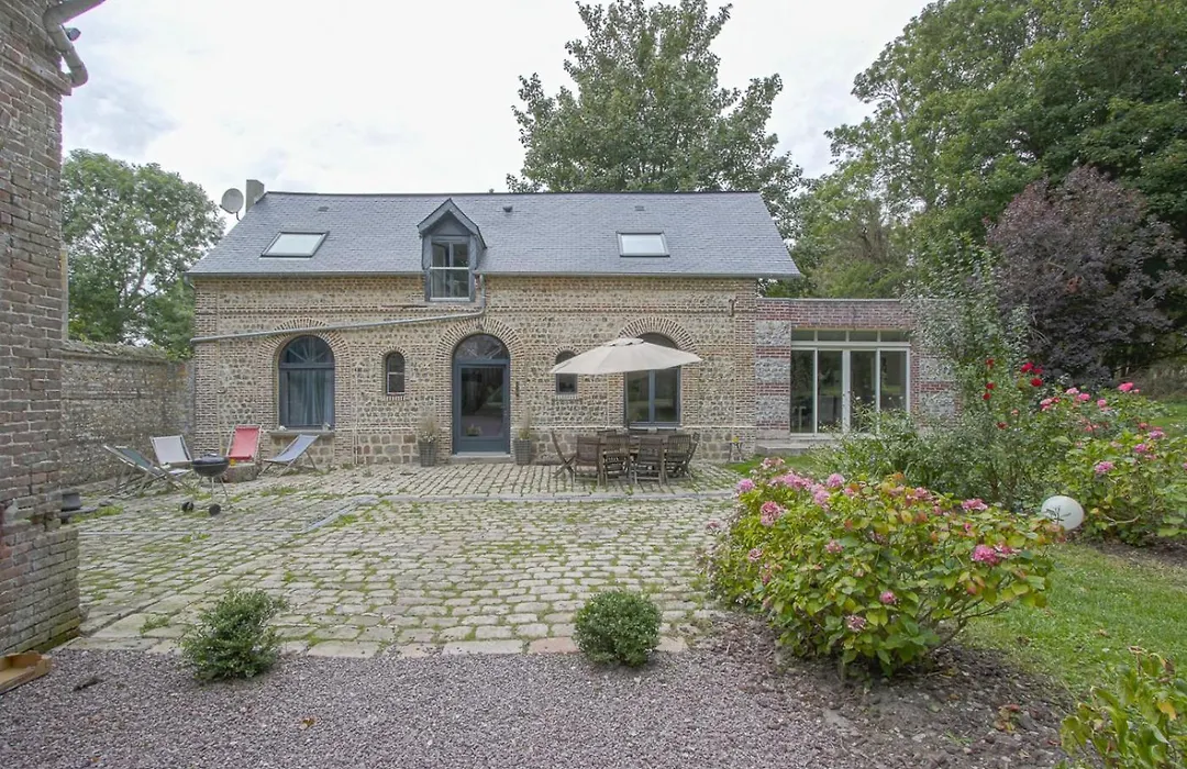 Le Petit Château de Conteville-1