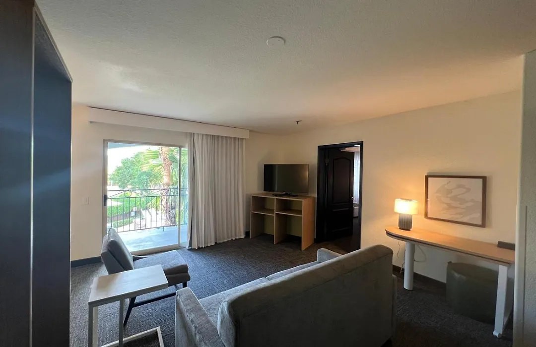 Spark By Hilton Phoenix-Glendale-Peoria-1