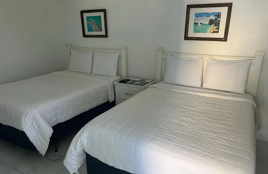 Edgewater Lodge-1