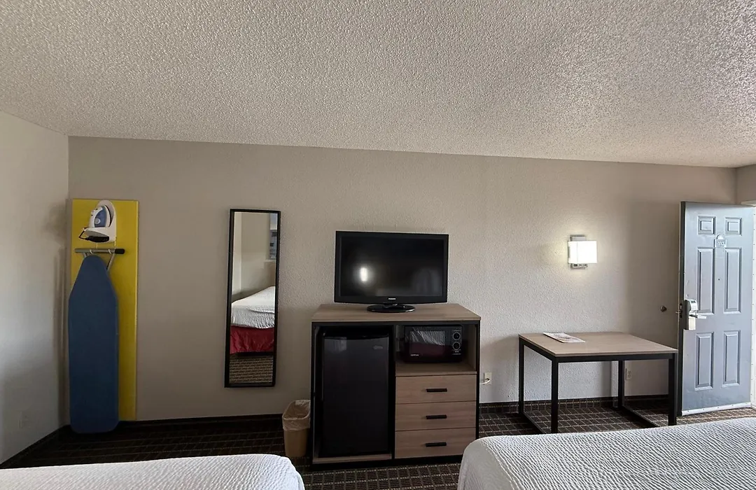 Days Inn By Wyndham San Antonio Interstate Hwy 35 North-1