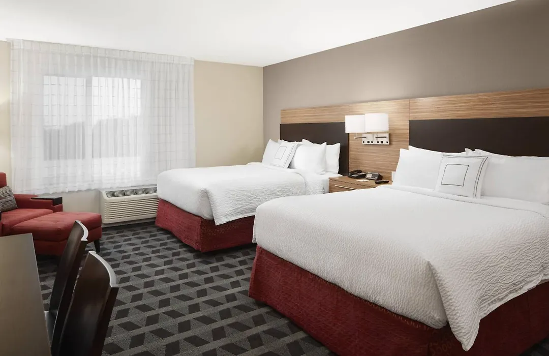 Towneplace Suites By Marriott Tampa South-1