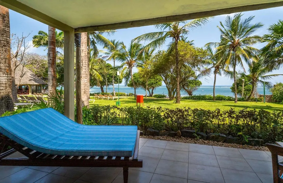 Baobab Beach Resort & Spa-1