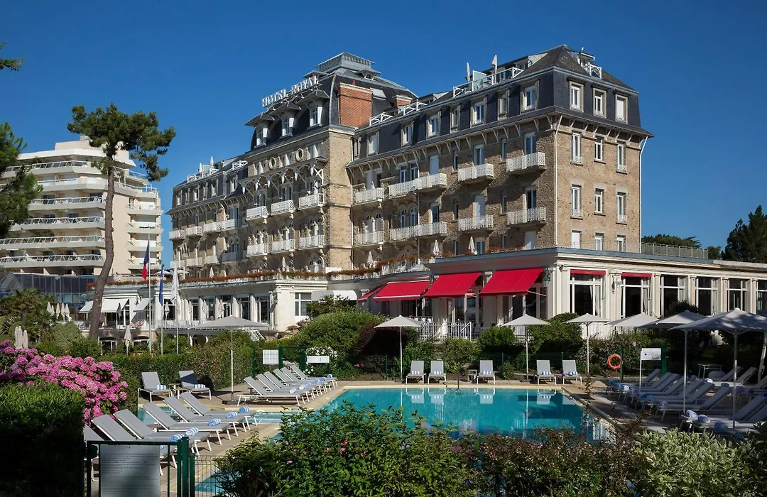 Hotel Barriere Le Royal La Baule-1