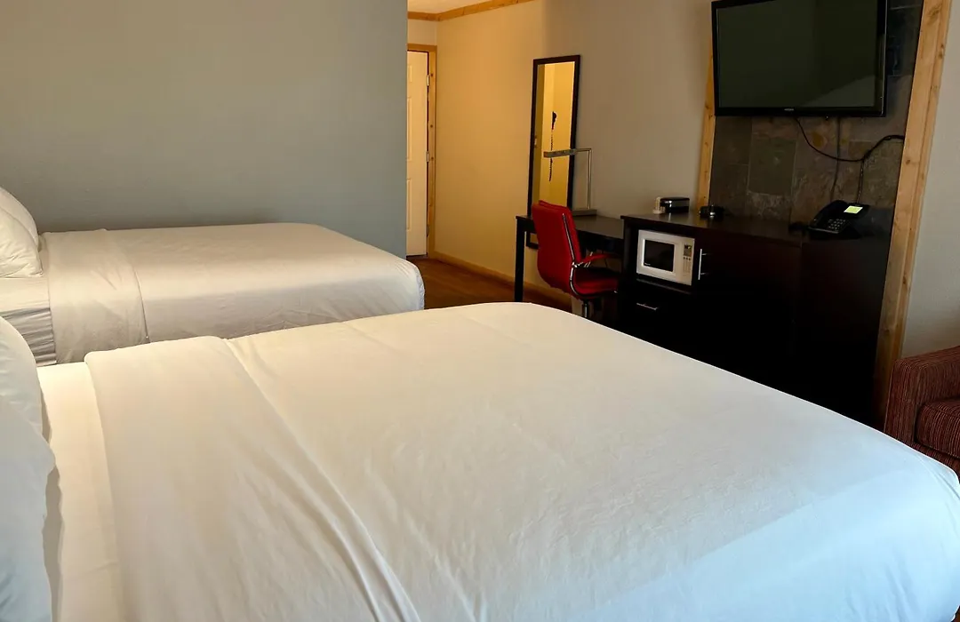 Americas Best Value Inn Wall-1