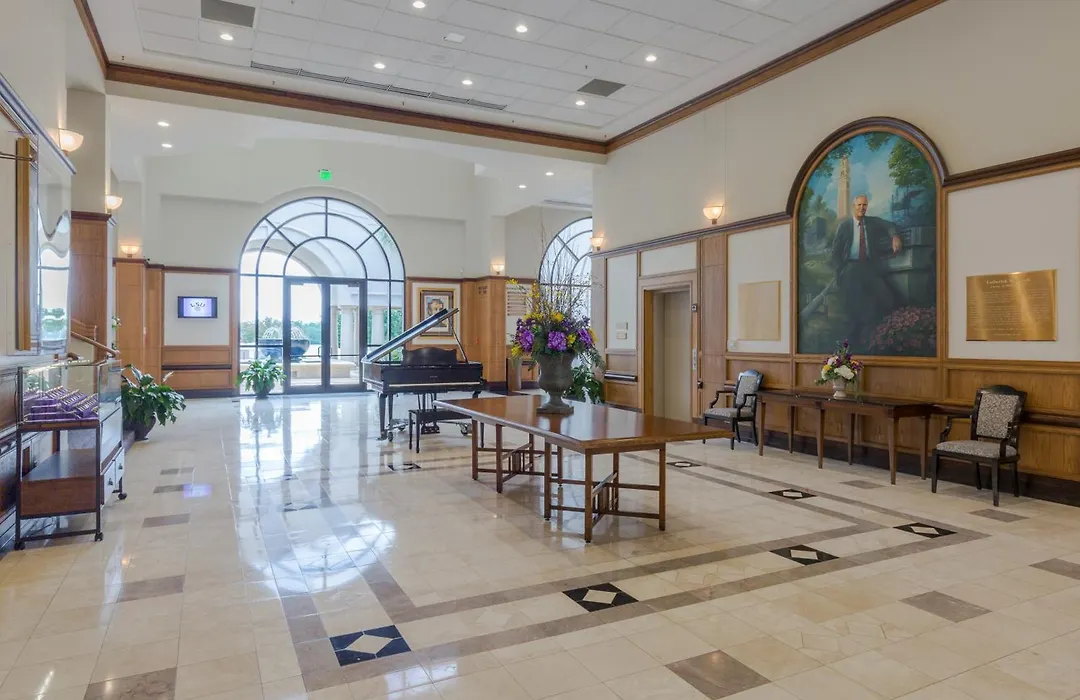 The Cook Hotel And Conference Center At Lsu-1