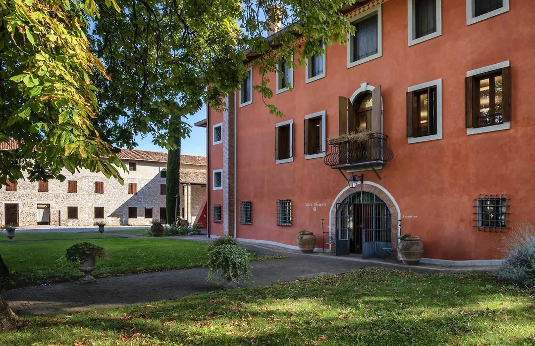 Villa Chiopris-1