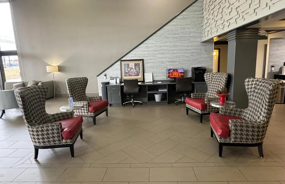 Ramada By Wyndham Tuscaloosa-1