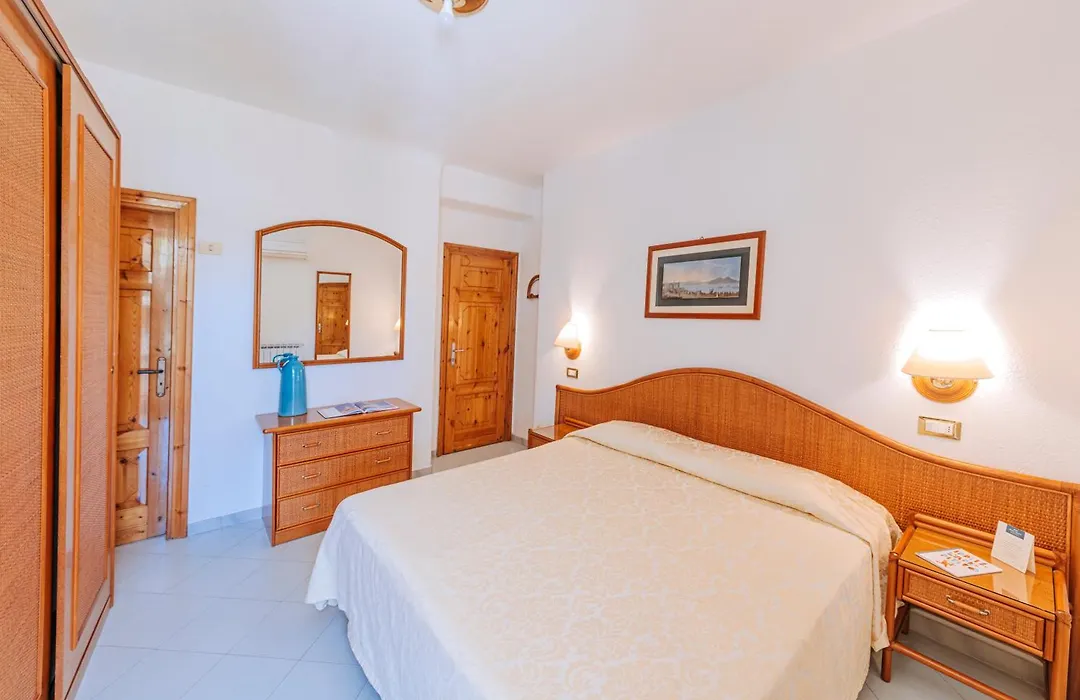 Hotel Grazia Alla Scannella-1