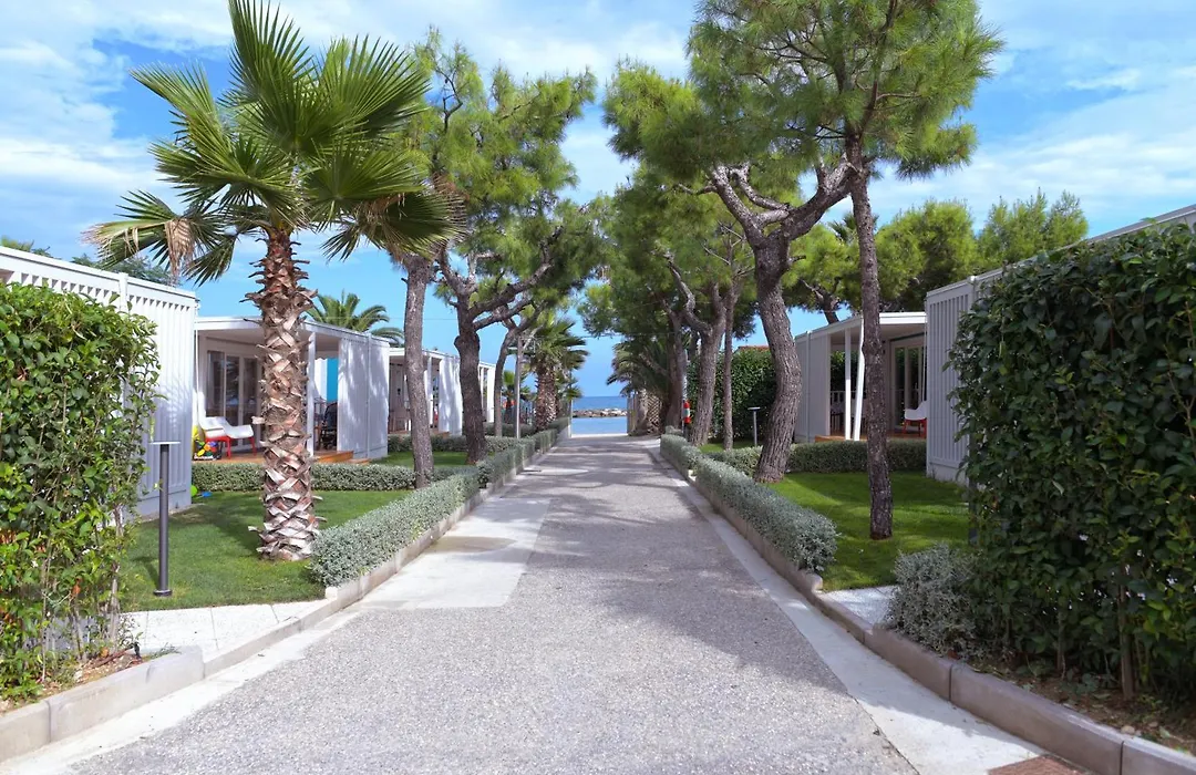Camping Villaggio Calypso-1