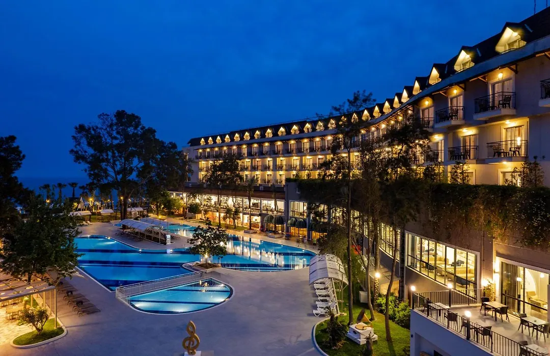 Gravel Hotels Select-1