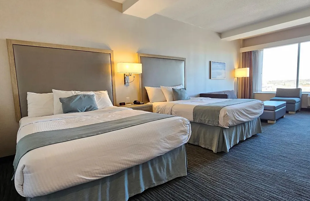 Vittoria Hotel & Suites-1