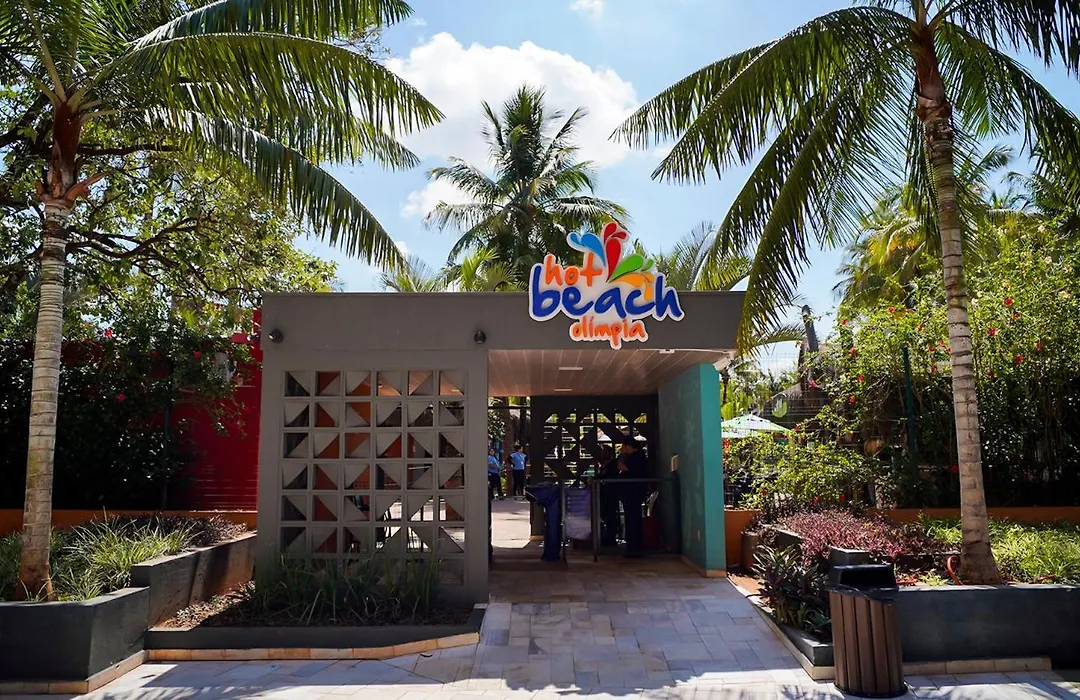 Hot Beach Resort-1