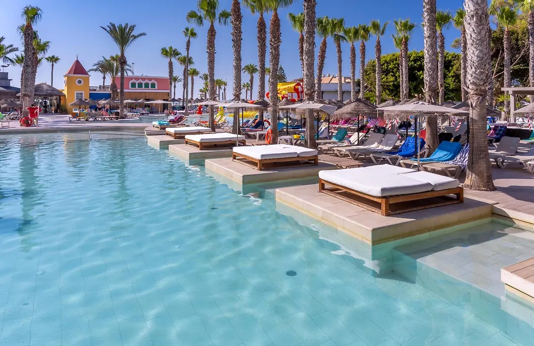 Mediterraneo Bay Hotel & Resort-1