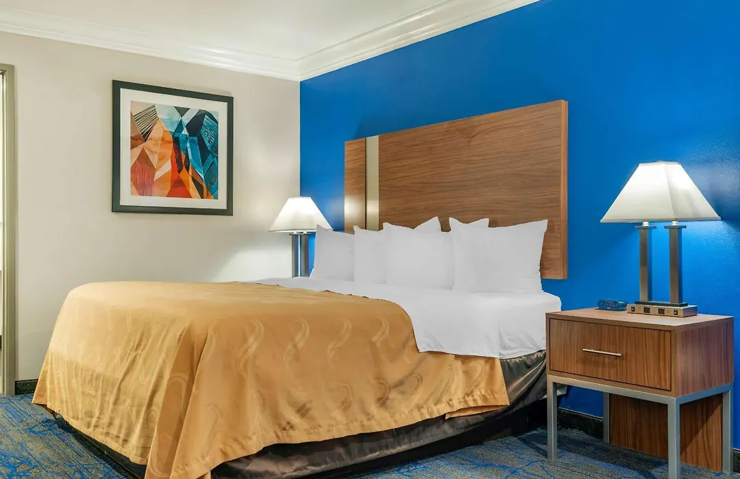Quality Inn & Suites Vacaville-1