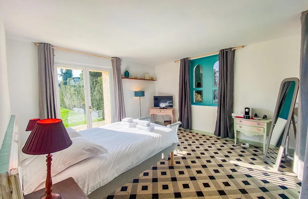 Hotel Haras De La Potardiere-1