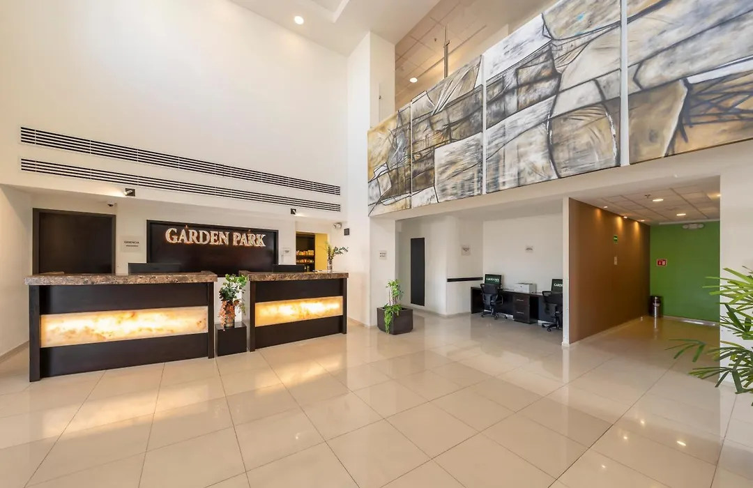 Garden Park Hotel-1
