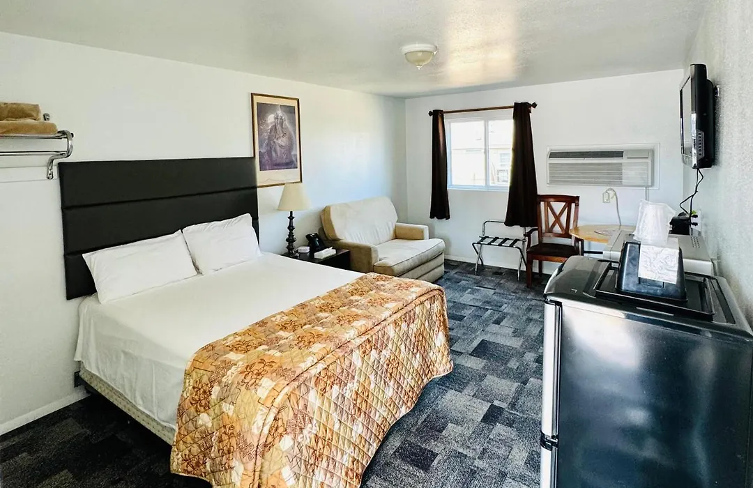 Americas Best Value Inn-1