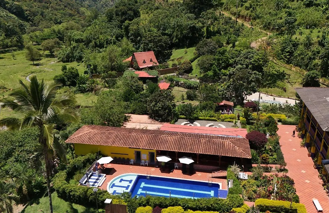 Hotel Campestre la Playa-1