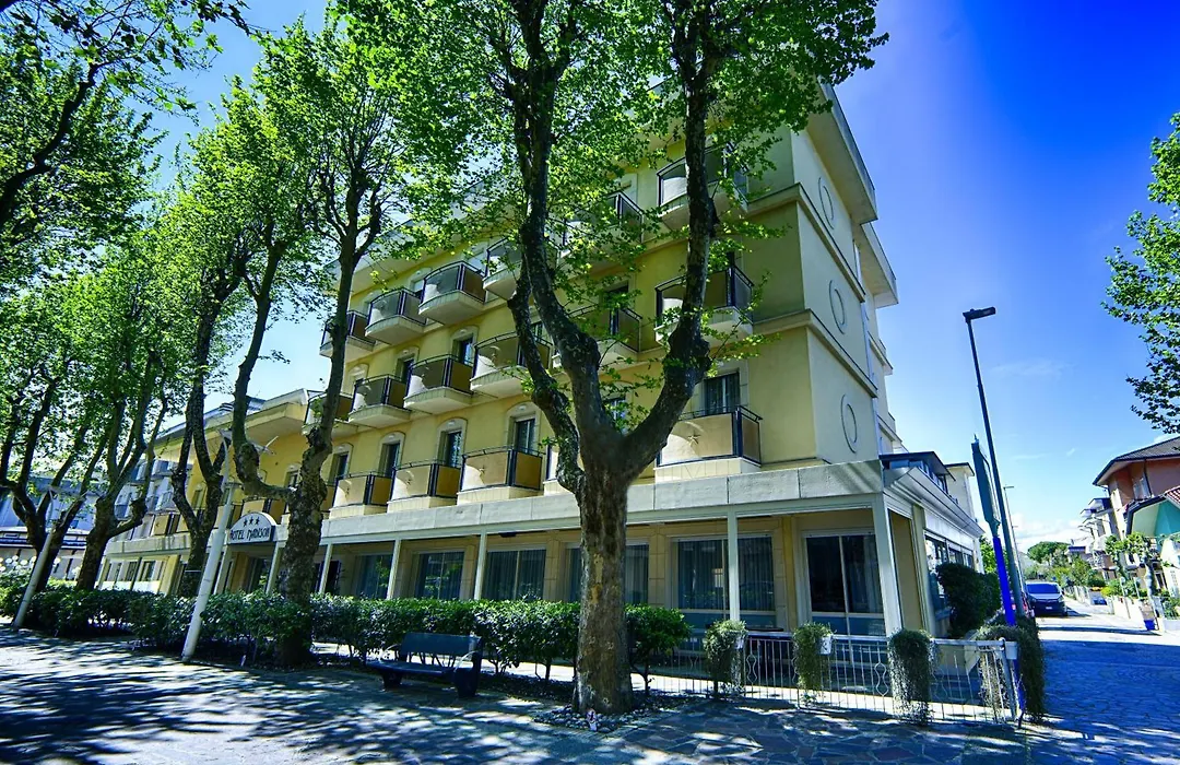 Hotel Madison-1